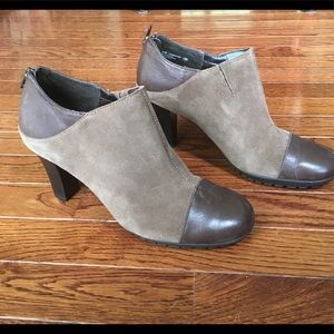 AEROSOLES Commentary Brown Ankle Bootie